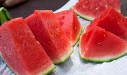 韩国为什么吃瓜,吃瓜背后的文化现象与心理动因