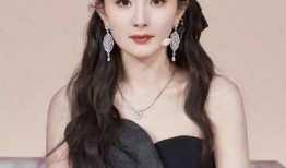 杨幂吃瓜祖儿吃瓜视频,娱乐圈最新瓜料大揭秘！