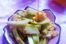 减肥可以吃角瓜馅饼吗,角瓜馅饼的适宜选择与食用建议