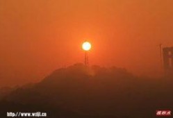 日出吃瓜的图片,瓜果飘香，共享美好时光