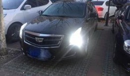 吃瓜凯迪拉克女车主,凯迪拉克女车主引发网络热议事件全解析