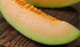血糖偏高吃哈密瓜好不好,血糖偏高者食用哈密瓜的利弊分析