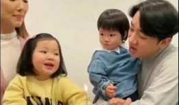 吃瓜爆料妈妈,揭秘明星妈妈的育儿经