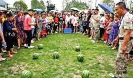 塞纳河吃瓜群众,揭秘巴黎街头的热闹生活