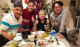 滑县酒吧吃瓜视频大全,揭秘当地夜生活精彩瞬间