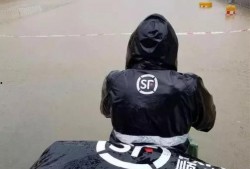 瓜哥吃瓜外卖小哥是谁啊,揭秘外卖小哥背后的神秘故事