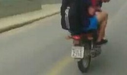 吃瓜鬼火白色头盔